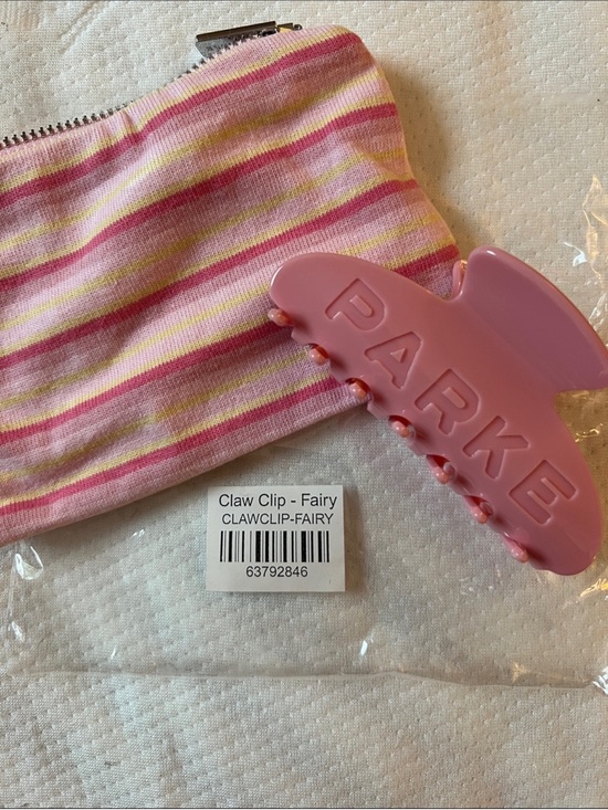 Parke Accessories - PARKE Pink Fairy Claw Hair Clip - Women’s Hair Accessory